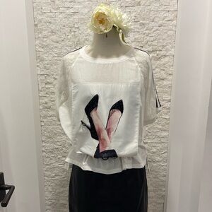 ***$5 FIND***
White Top with Black Shoe Print